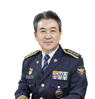 경찰청장 김창룡입니다.